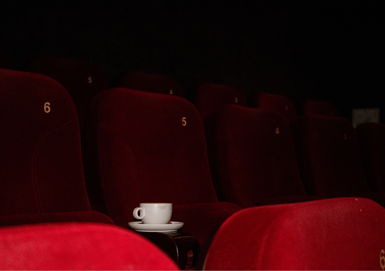 Louis Movie "Vis-à-Vis" campaign photo, 6 of 7