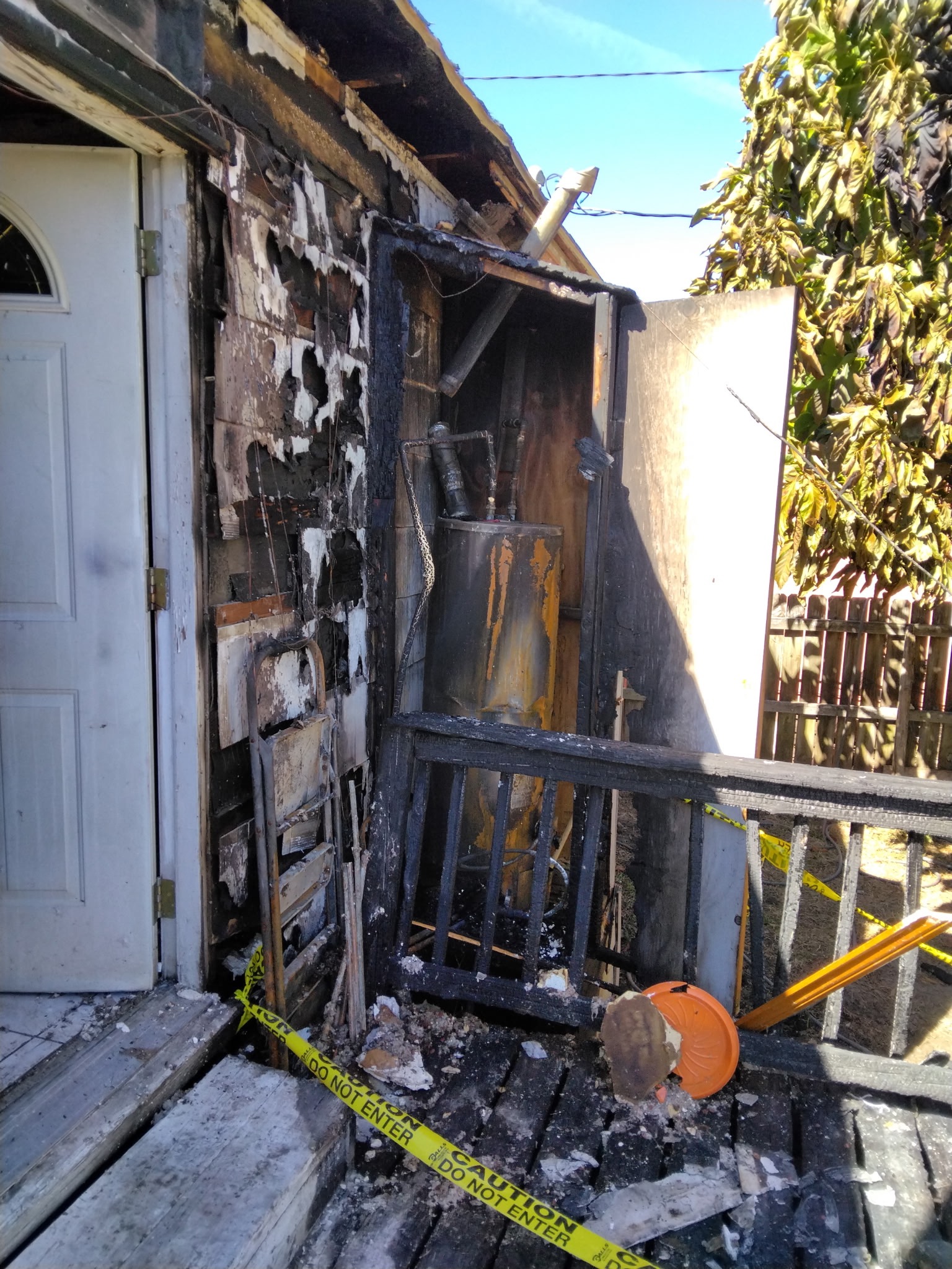 Support Aurora Rodriguez After House Fire campaign photo, 6 of 7
