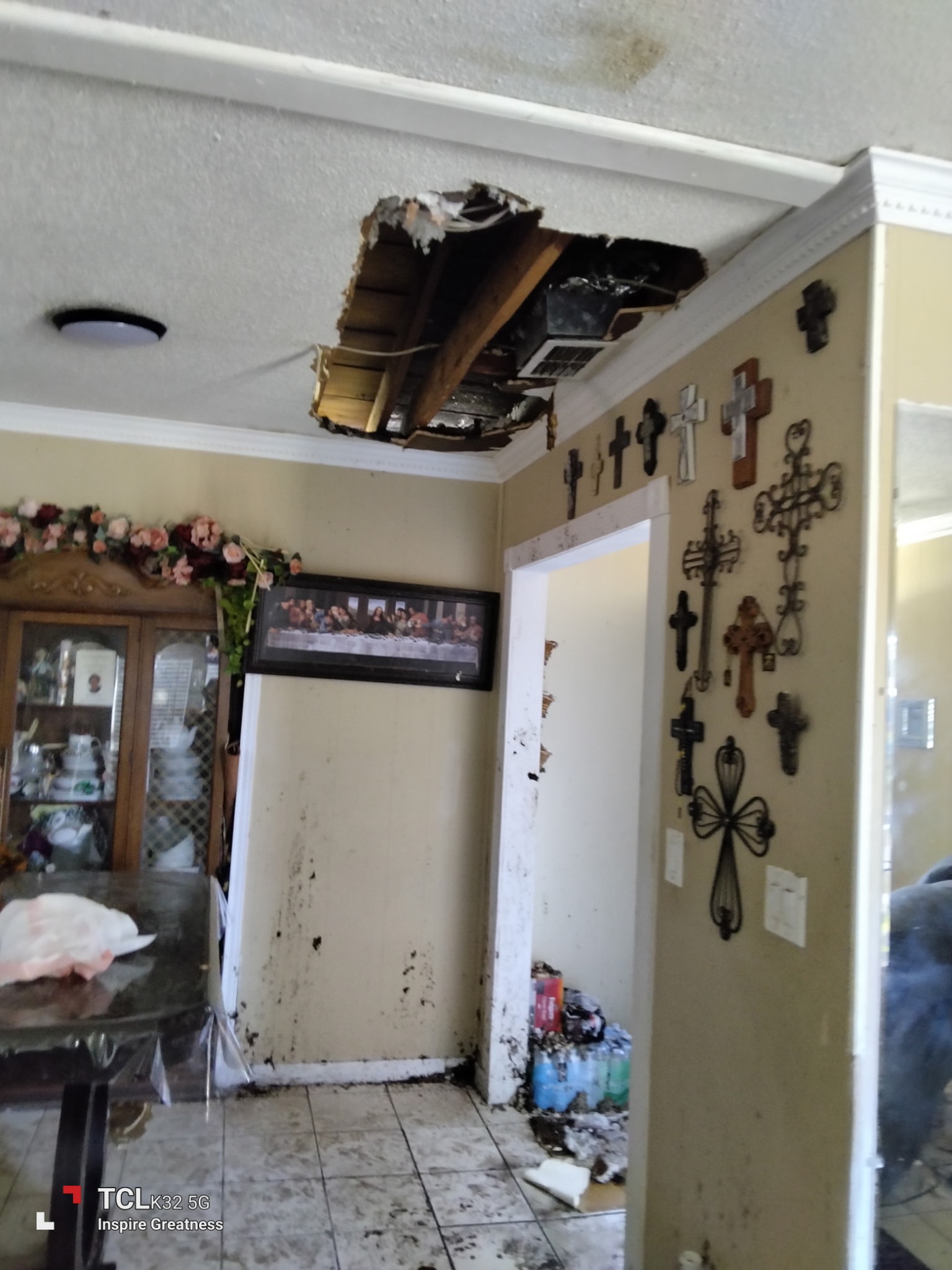 Support Aurora Rodriguez After House Fire campaign photo, 2 of 7