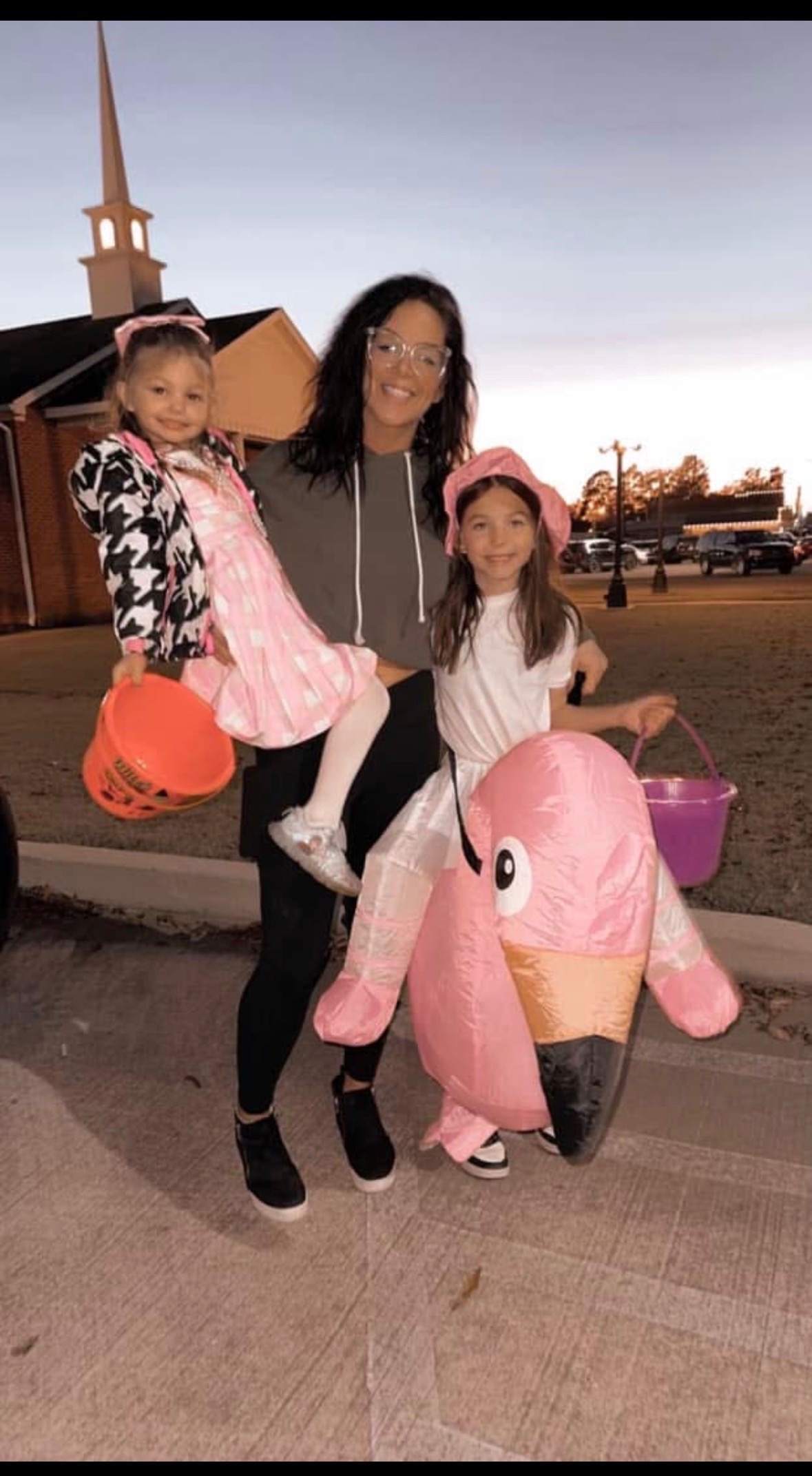Support Nikki and Her Daughters After House Fire campaign photo, 2 of 4