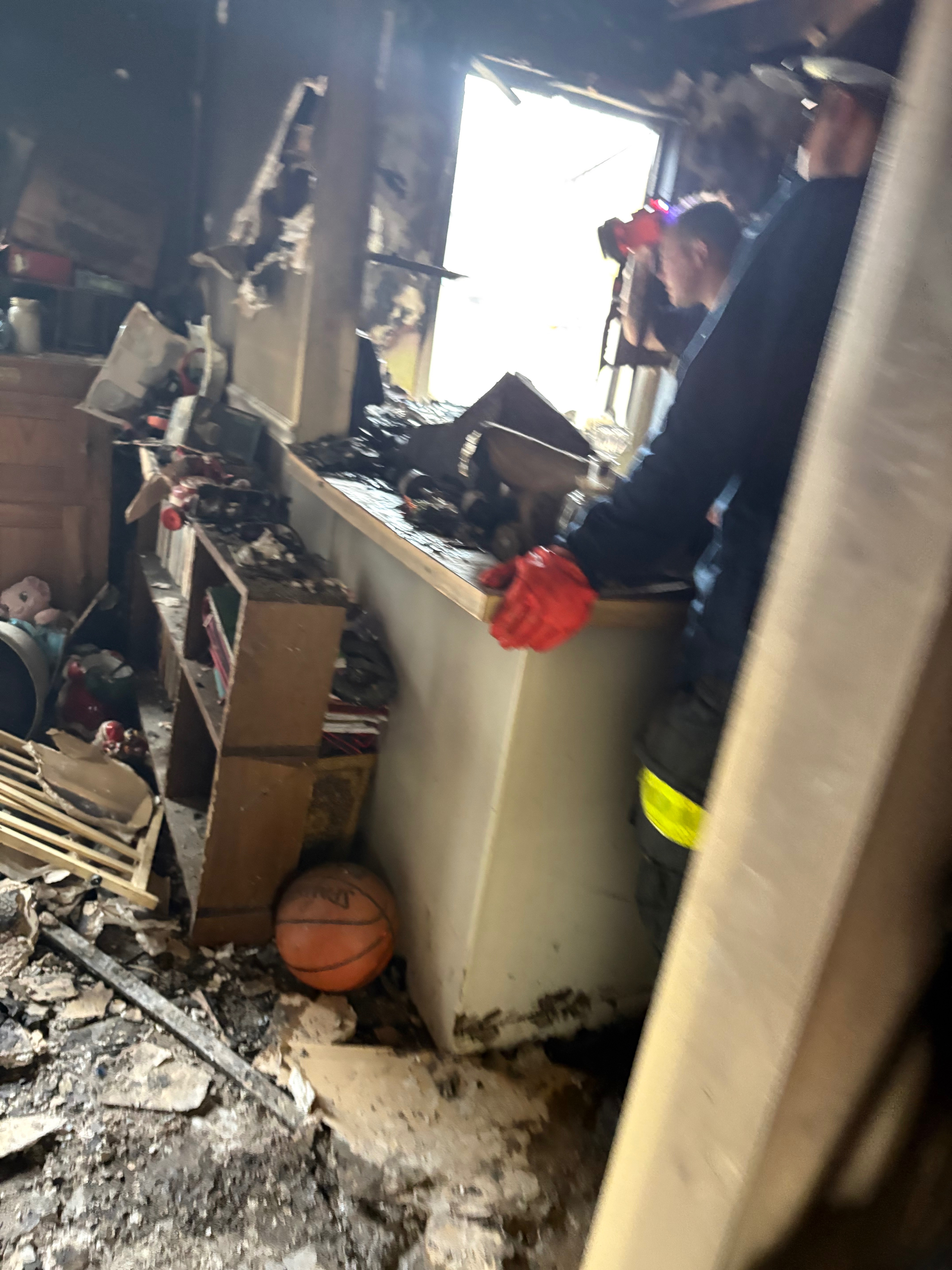 Support a Family After Devastating Fire campaign photo, 2 of 8
