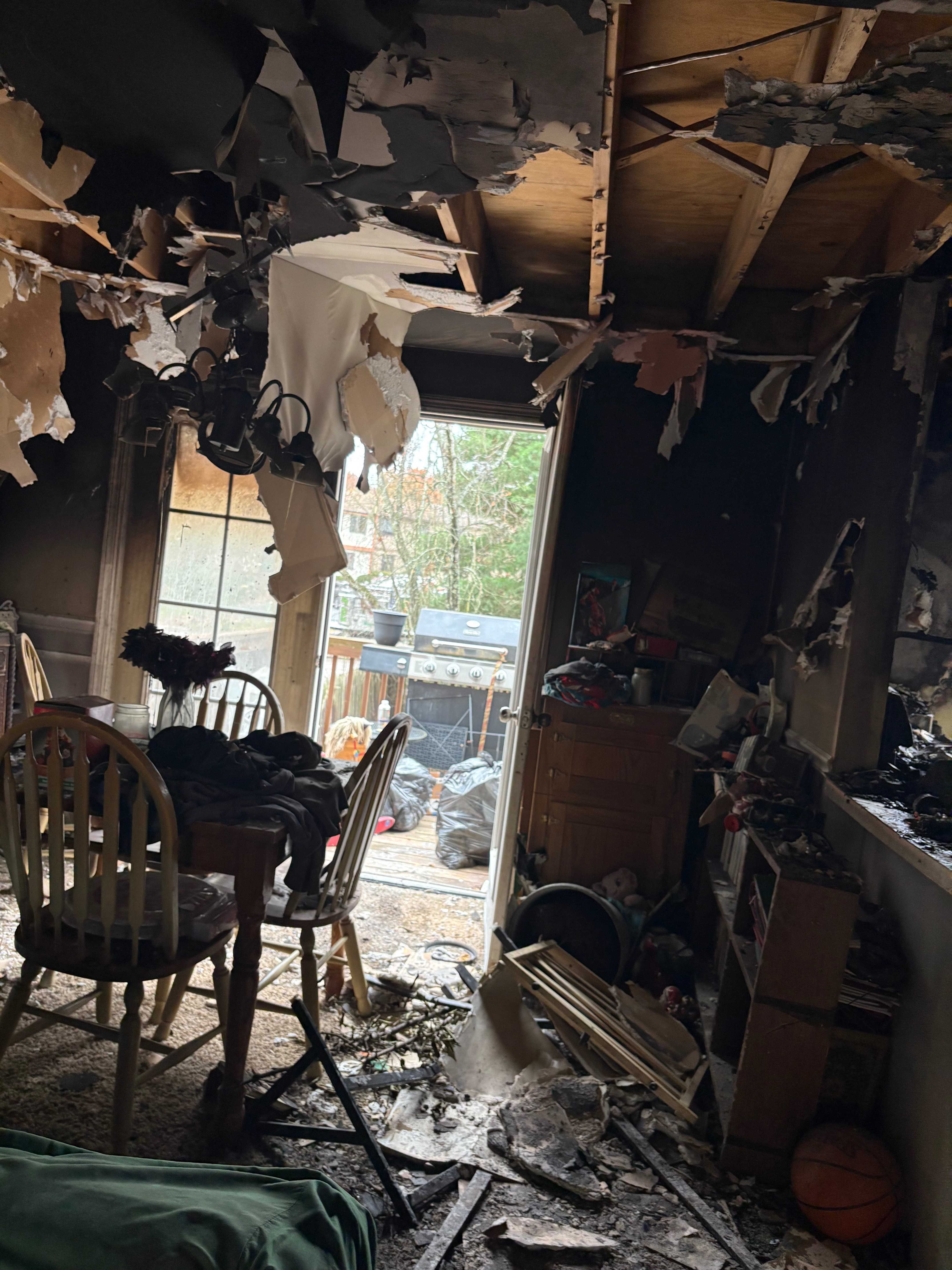 Support a Family After Devastating Fire campaign photo, 6 of 8