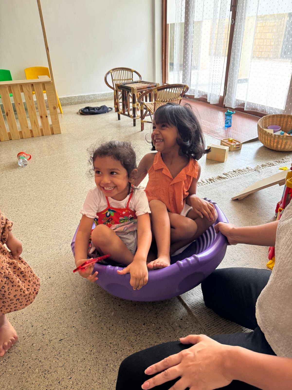 Spielgerüst für Kinder in Indien campaign photo, 2 of 6