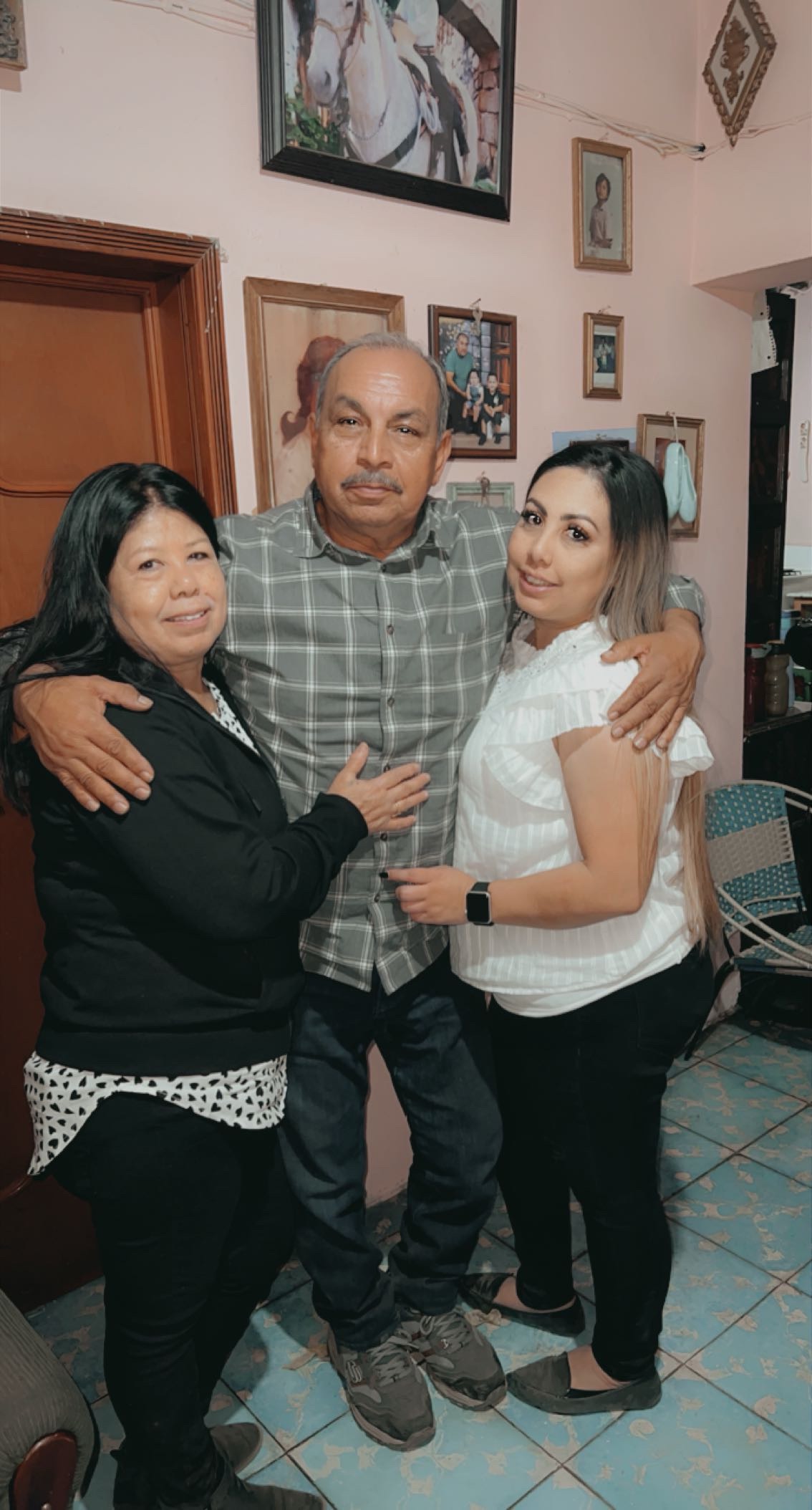 Support the Gomez Family's Funeral Expenses campaign photo, 4 of 8