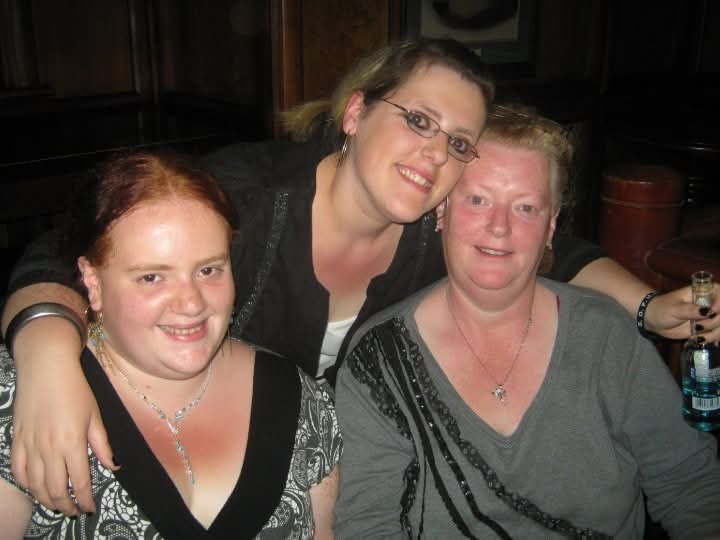 Help honor Mums final wish: a trip to dublin campaign photo, 2 of 8