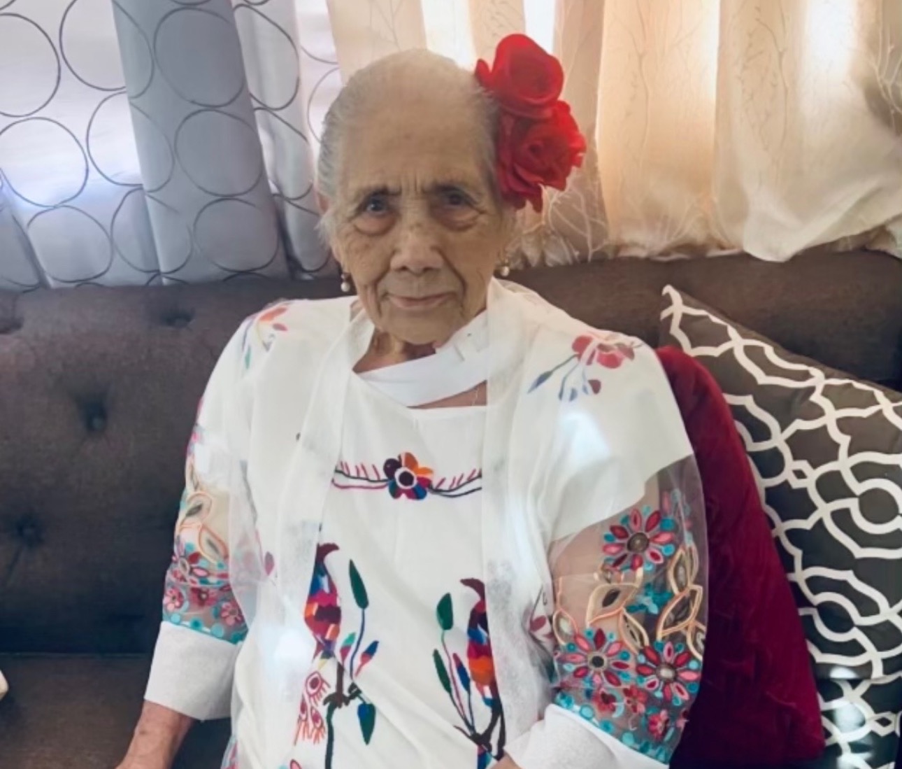 Honoring Argentina Rivera-Alvarado's Memory campaign photo, 6 of 8