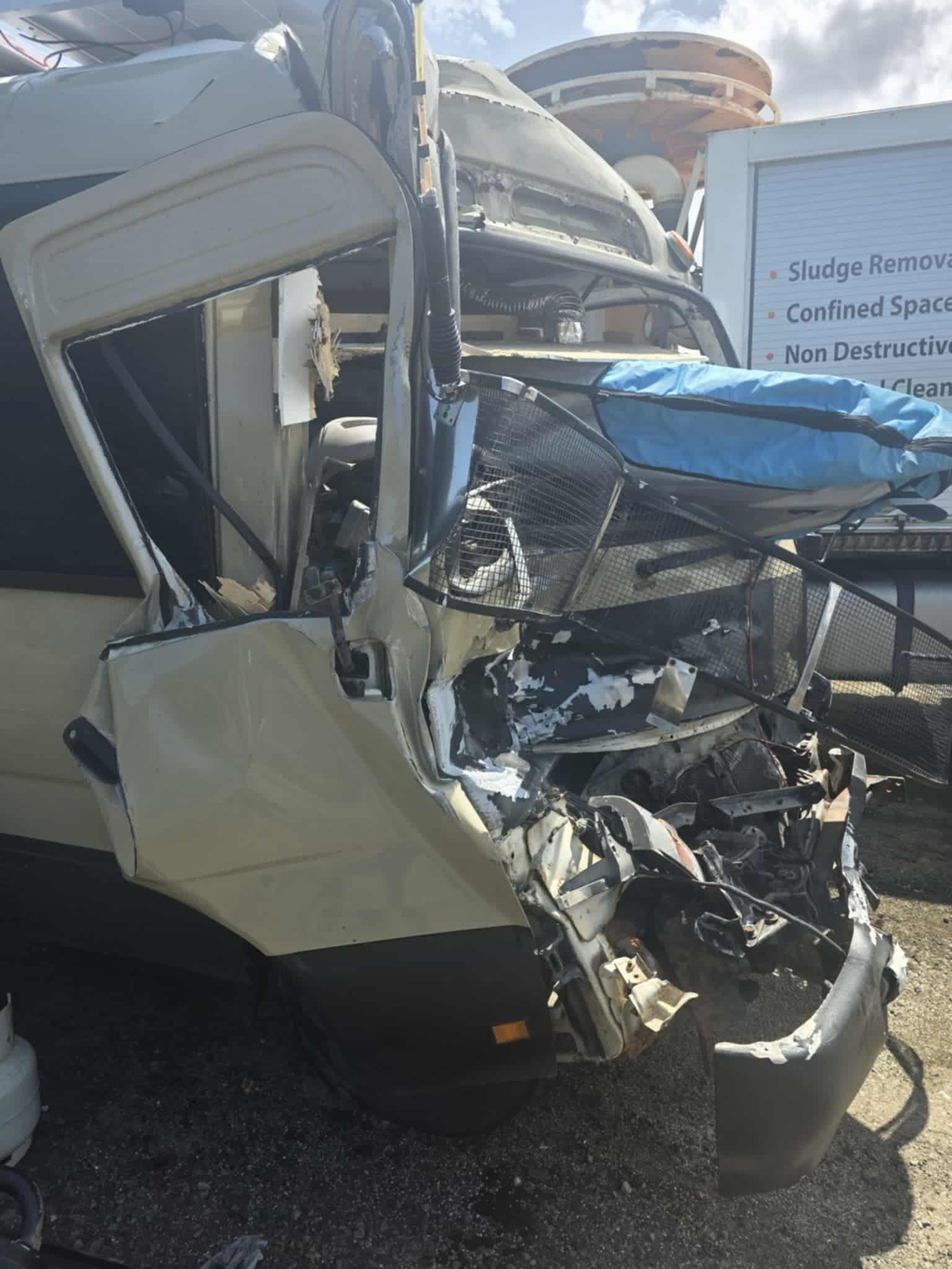 Please Help Our Niece After a Terrible Accident in Australia campaign photo, 2 of 8