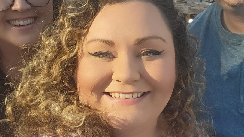Help Jennifer Overcome Medical and Financial Struggles photo