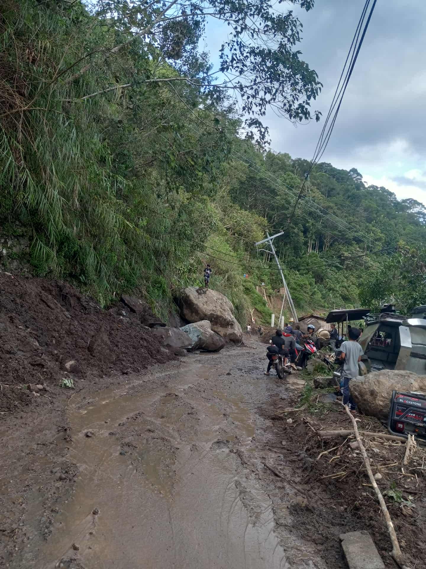 Support Filipino community affected by typhoon Uwan campaign photo, 6 of 7
