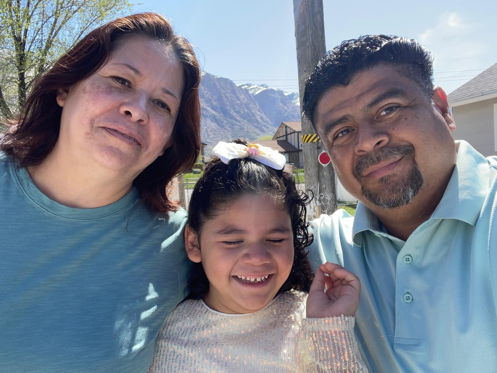 Support for Susana Estrada's Family campaign photo, 7 of 7