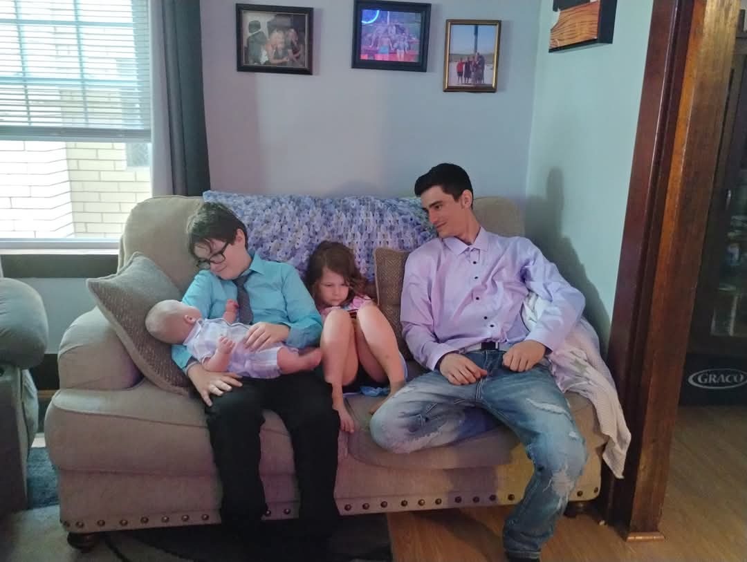 Help family with Grandson's funeral and incoming bills campaign photo, 2 of 4