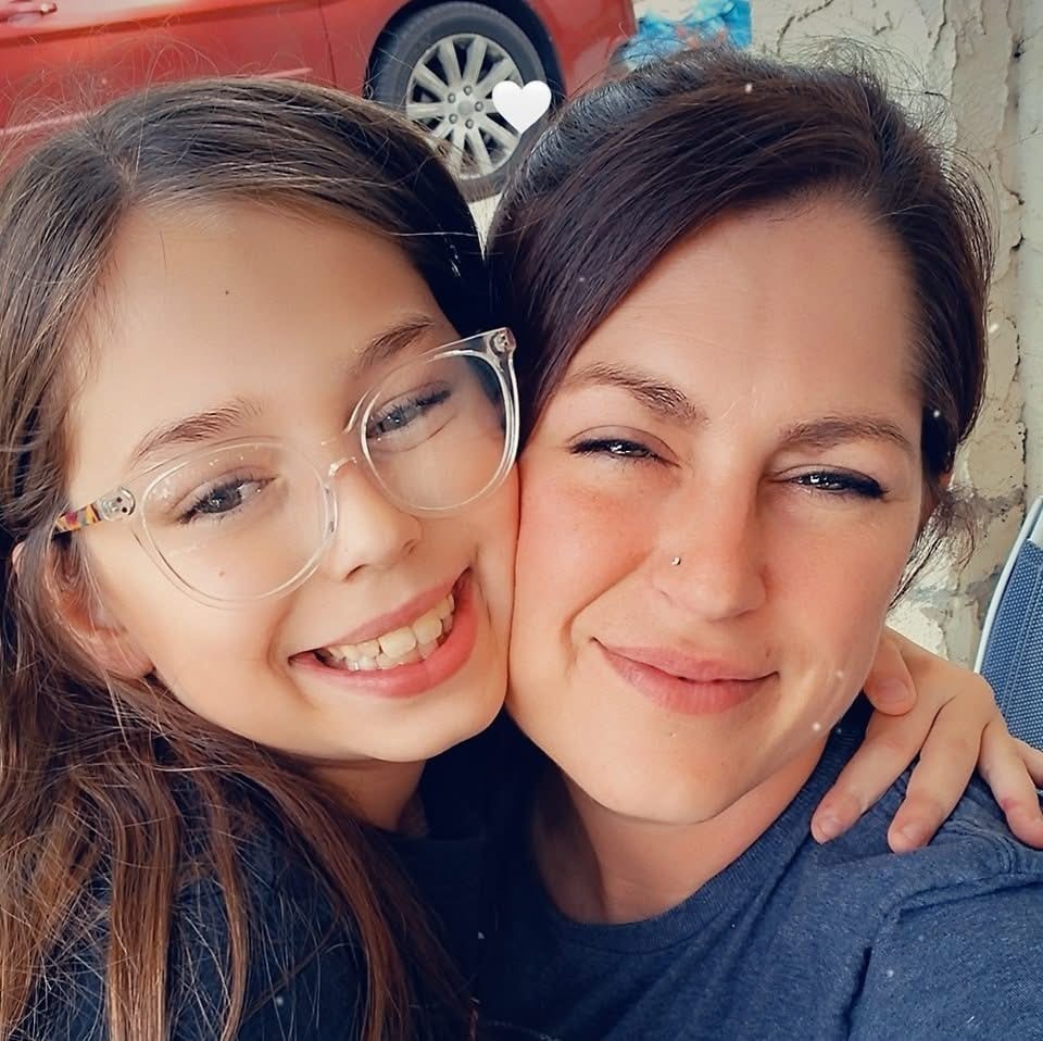Donate to Ease Rachae's Financial Burden campaign photo, 7 of 8