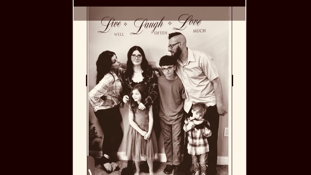 Please help  Twin Sister FIGHT Breast Cancer