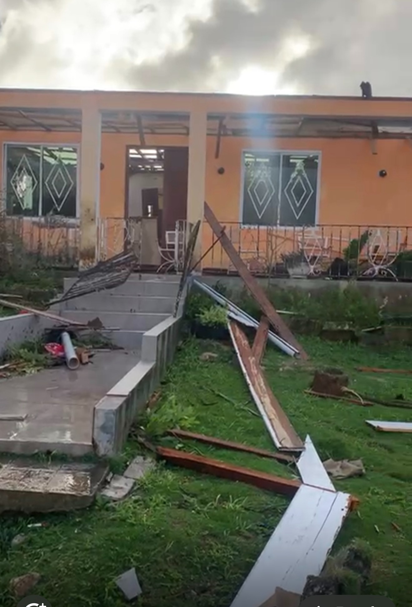 Emergency Relief for Tanaisha's Family After Hurricane campaign photo, 2 of 7