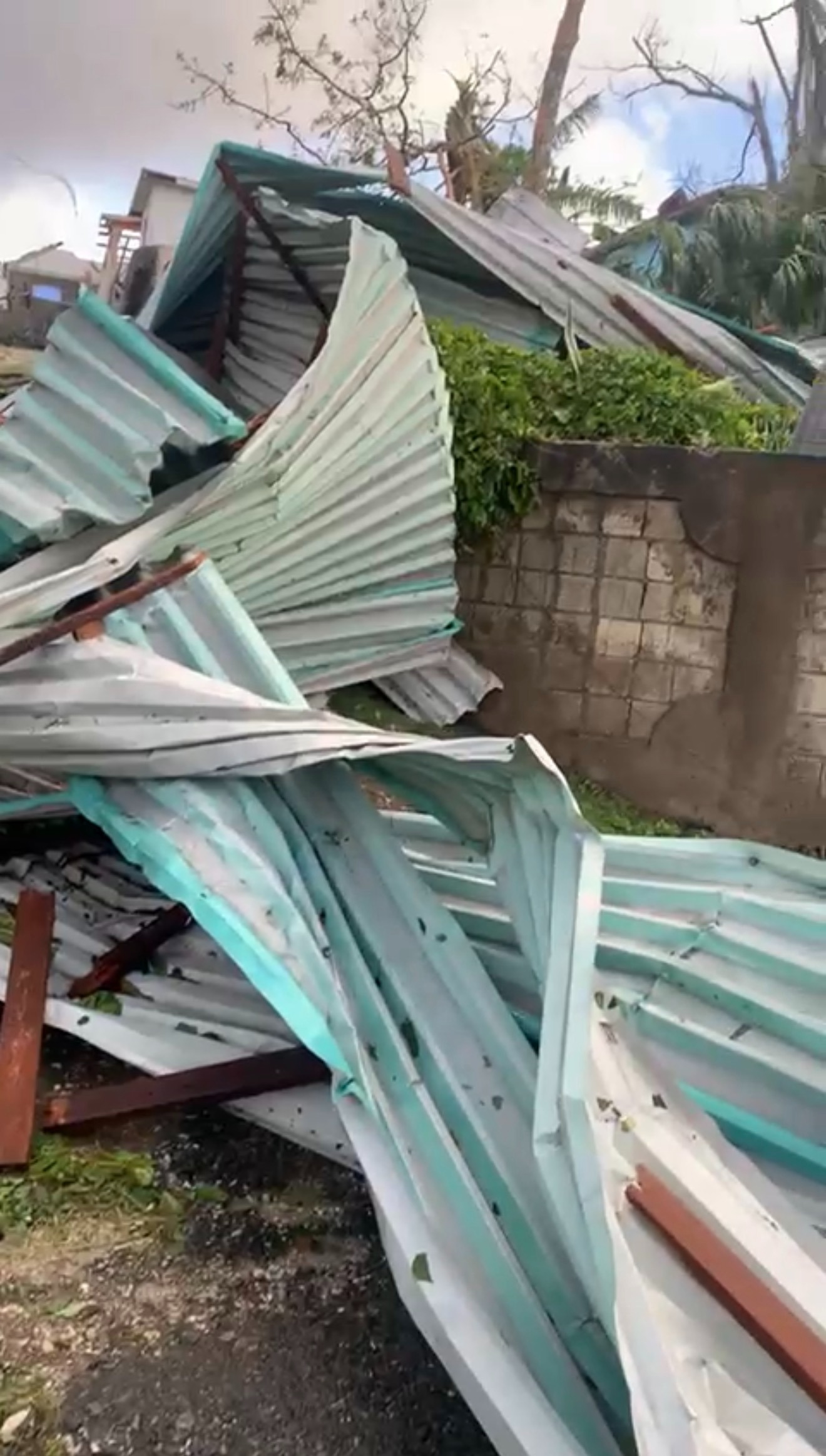 Emergency Relief for Tanaisha's Family After Hurricane campaign photo, 5 of 7