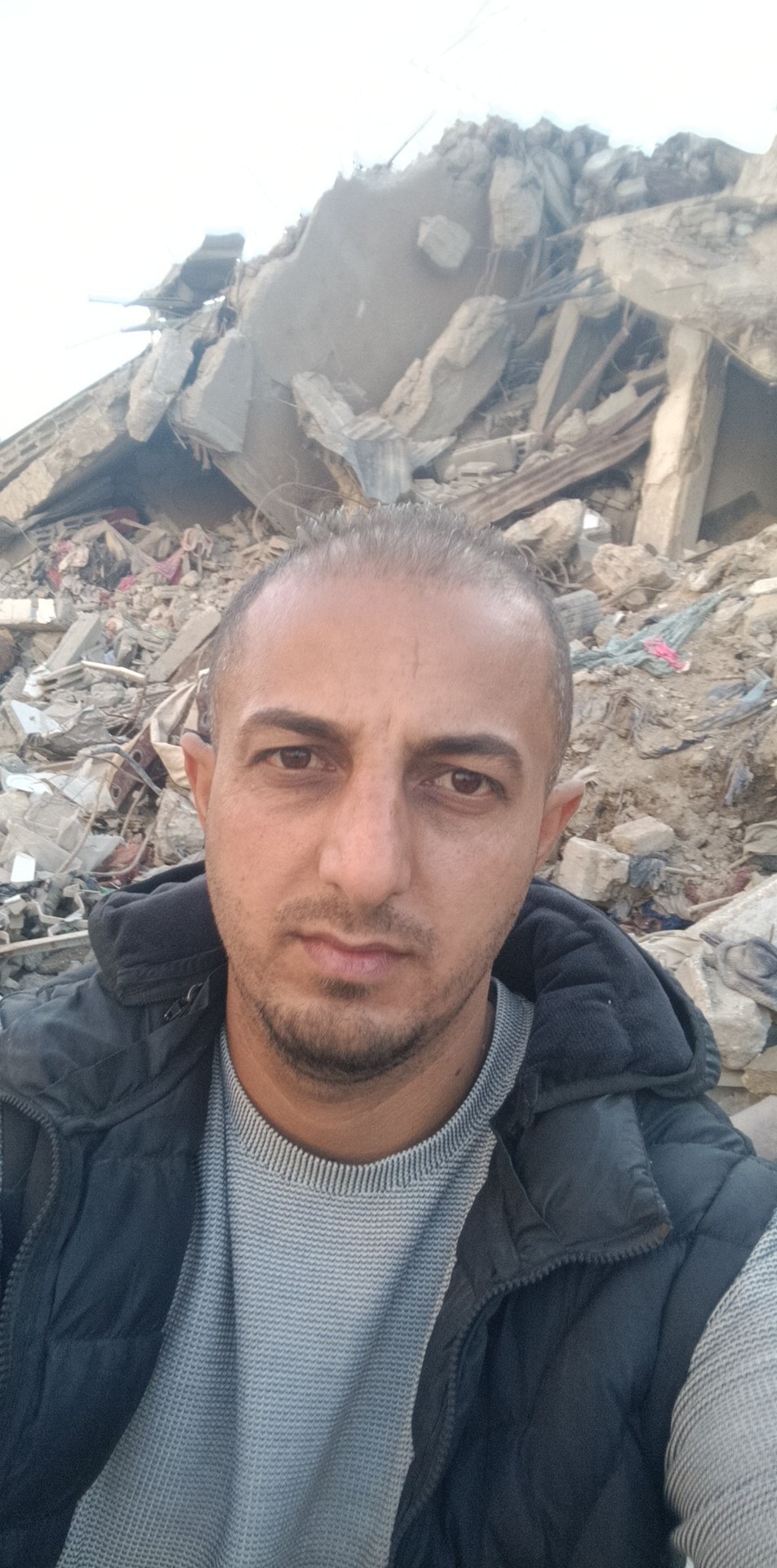 منزلي دمر في الحرب على غزة ، ساعدوني في إعادة بناءه من جديد campaign photo, 4 of 5