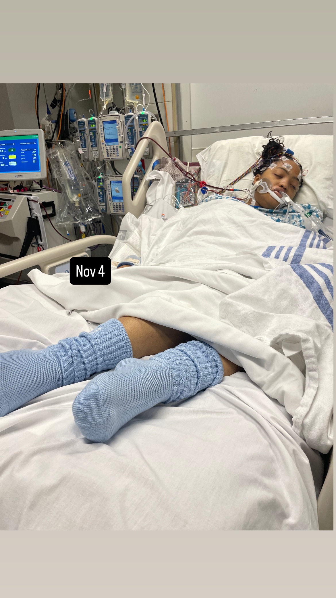 Support Juwairiyyah's Liver Transplant Recovery campaign photo, 2 of 8