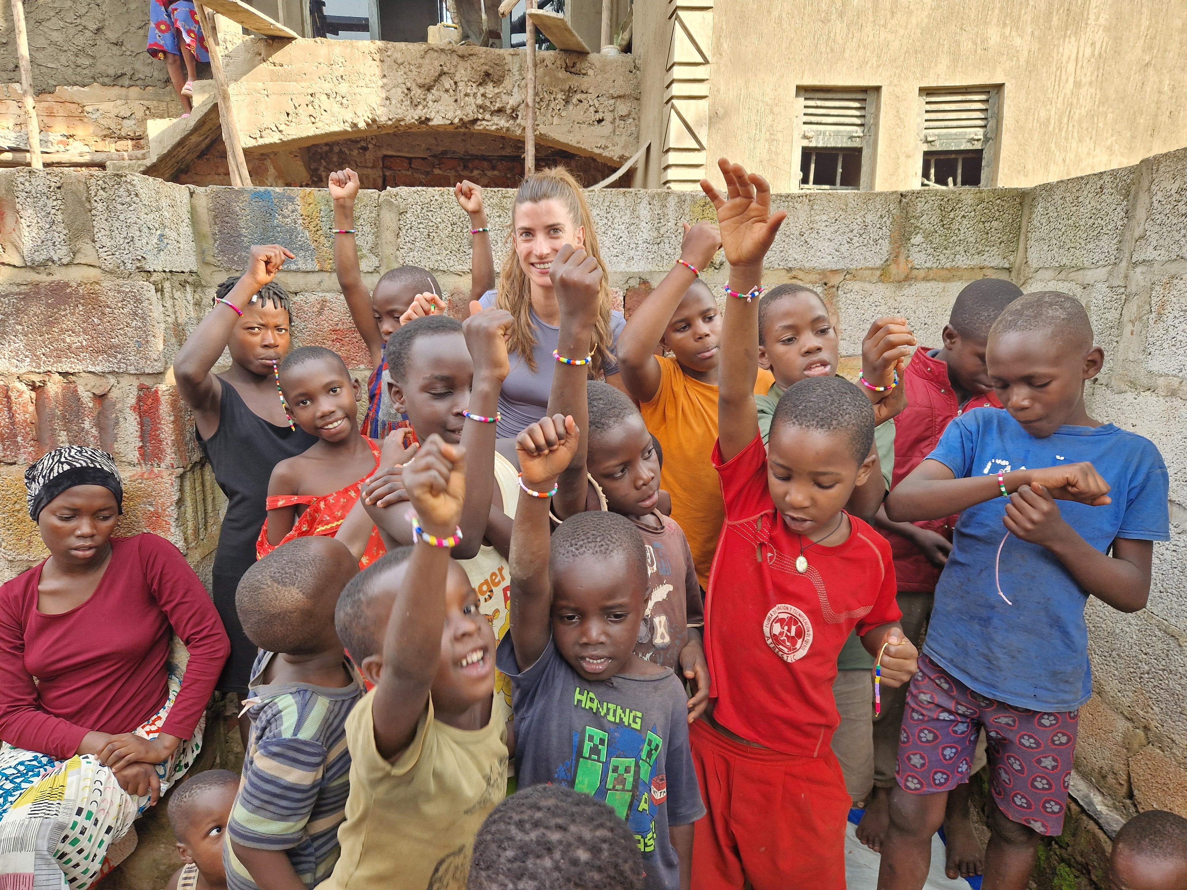 Kampagnen-Foto für Urgent Help for Christmas Party; Art Supplies, Meals & Gifts, 5 von 8