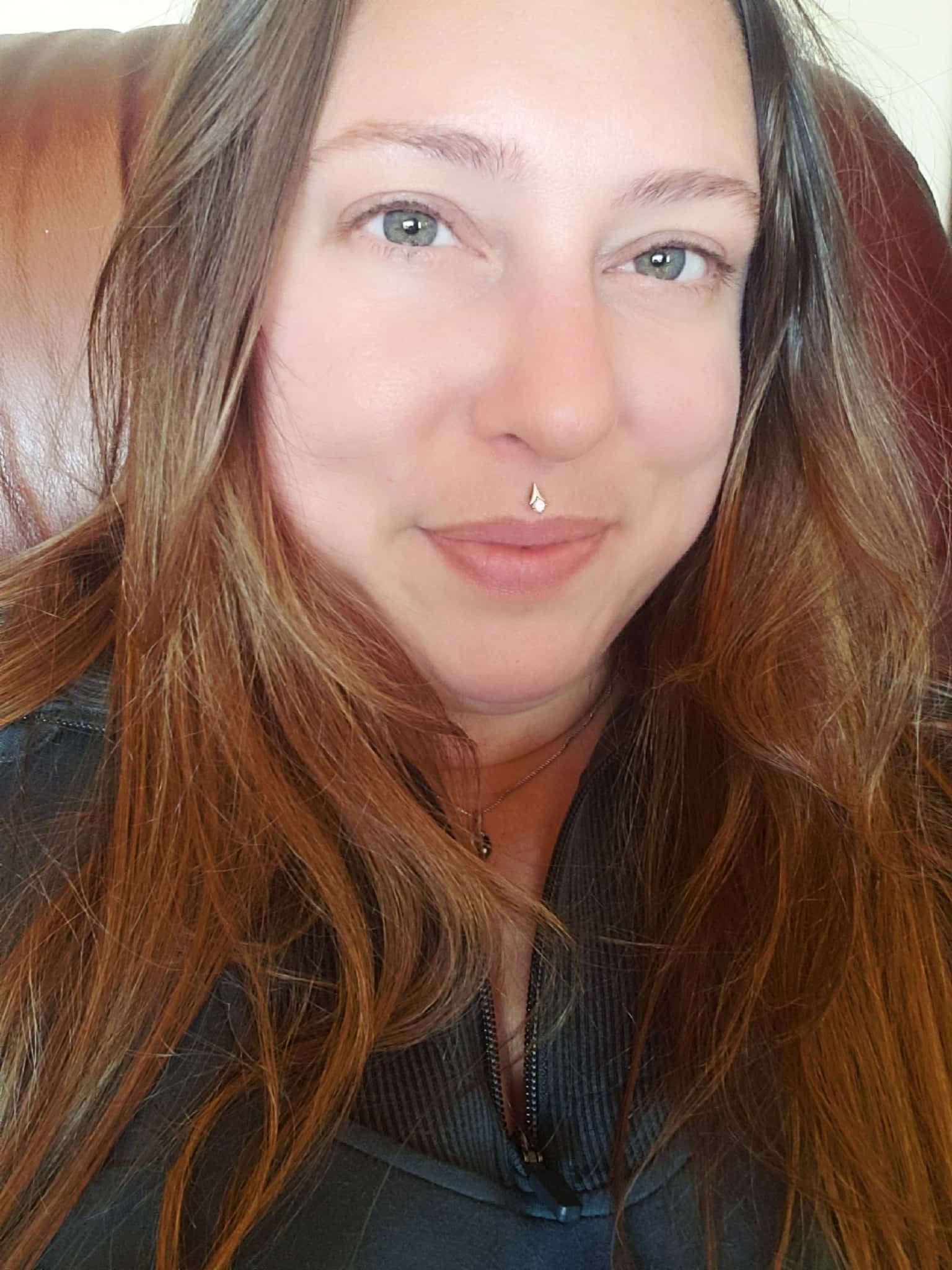 aider Marine en attente de son opération campaign photo, 2 of 4