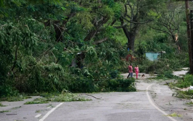 Support for church community after hurricane Melissa campaign photo, 4 of 7