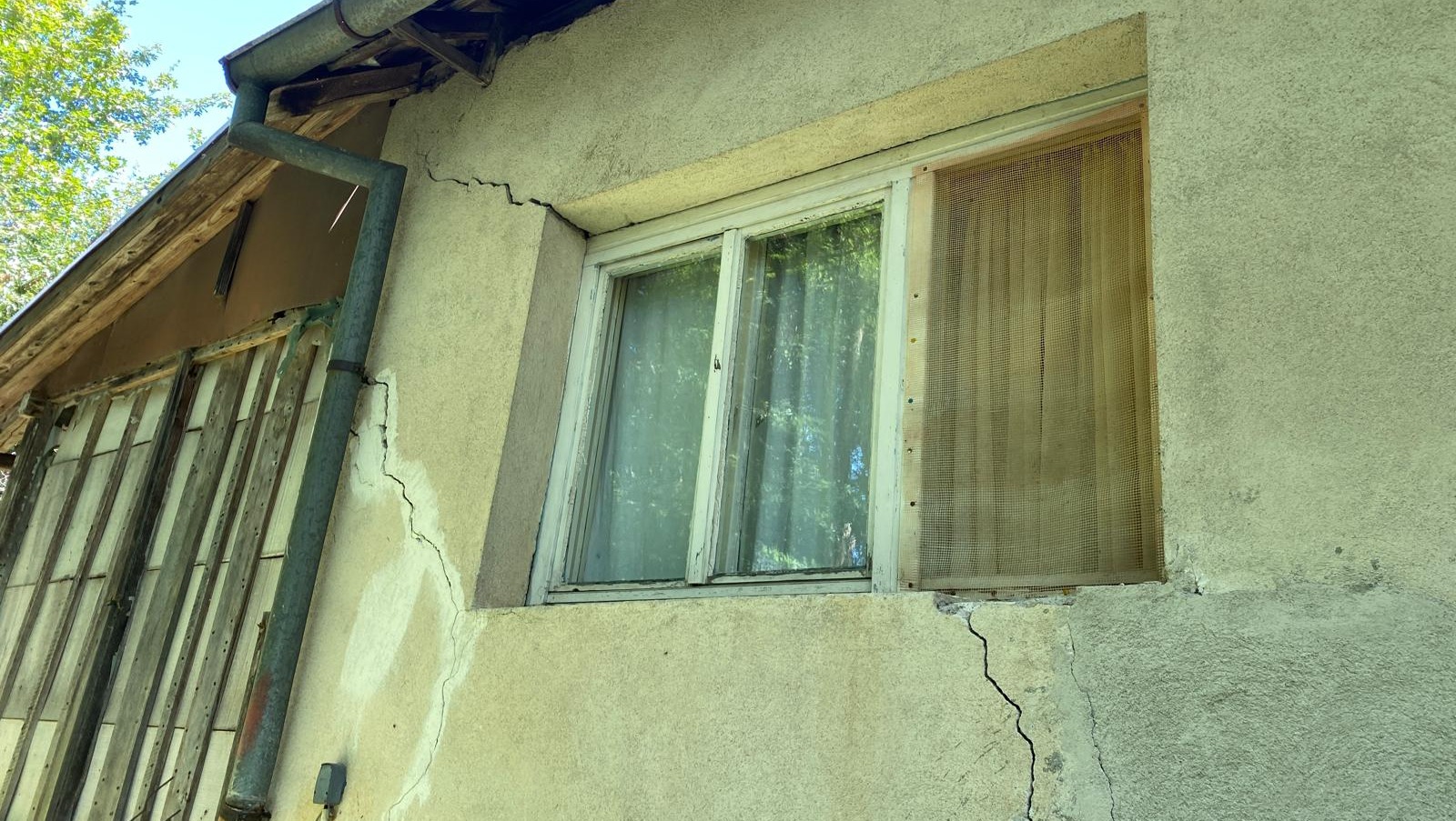 SAGRADIMO KUĆU PORODICI BOŽIĆ