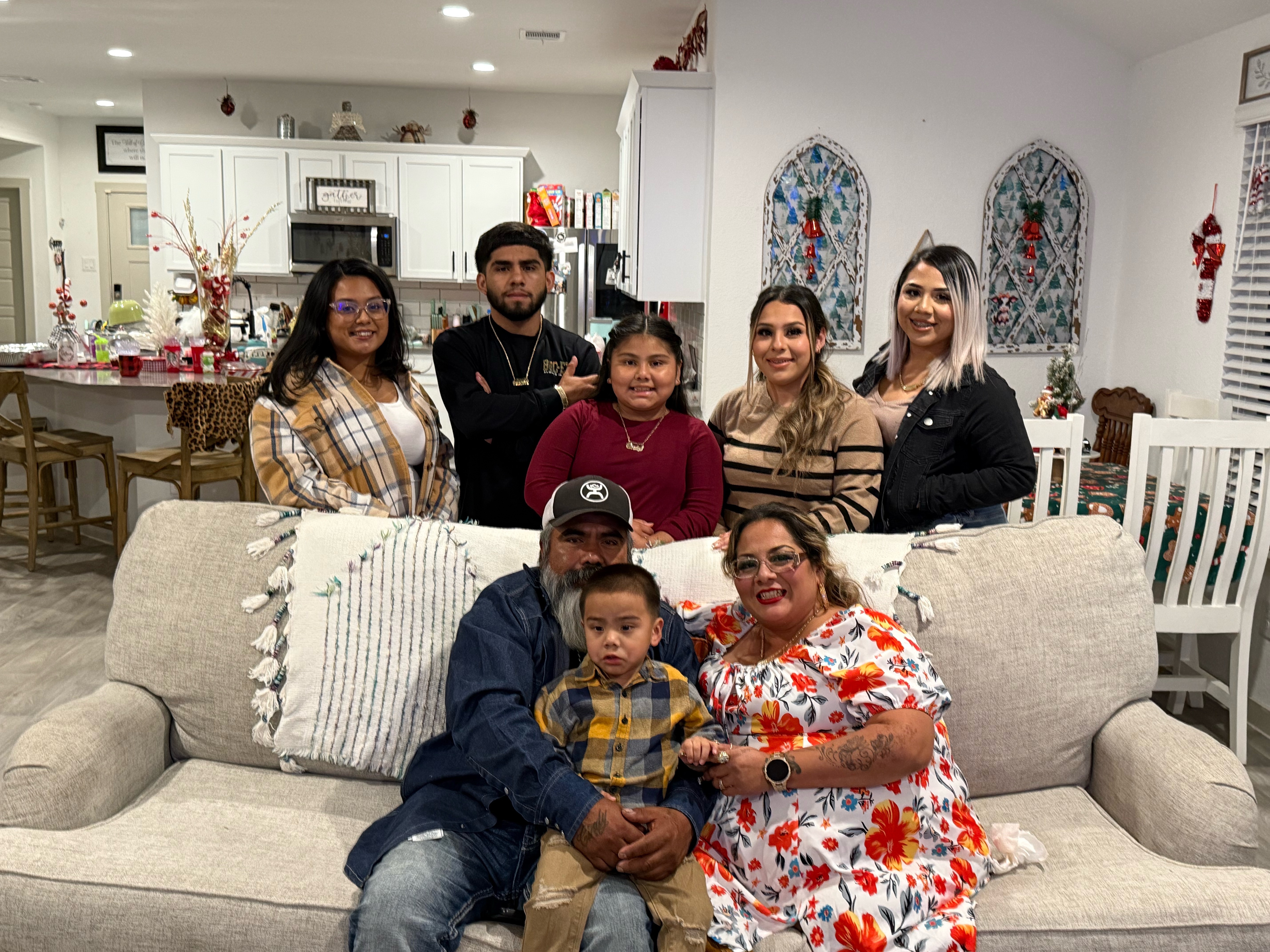 Help Bring Vicente Home to His Wife and Kids campaign photo, 2 of 8