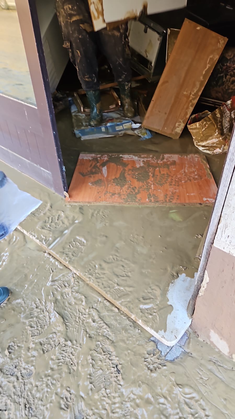 Flood in Versa on 17 Nov 2025—please help my family rebuild campaign photo, 7 of 8