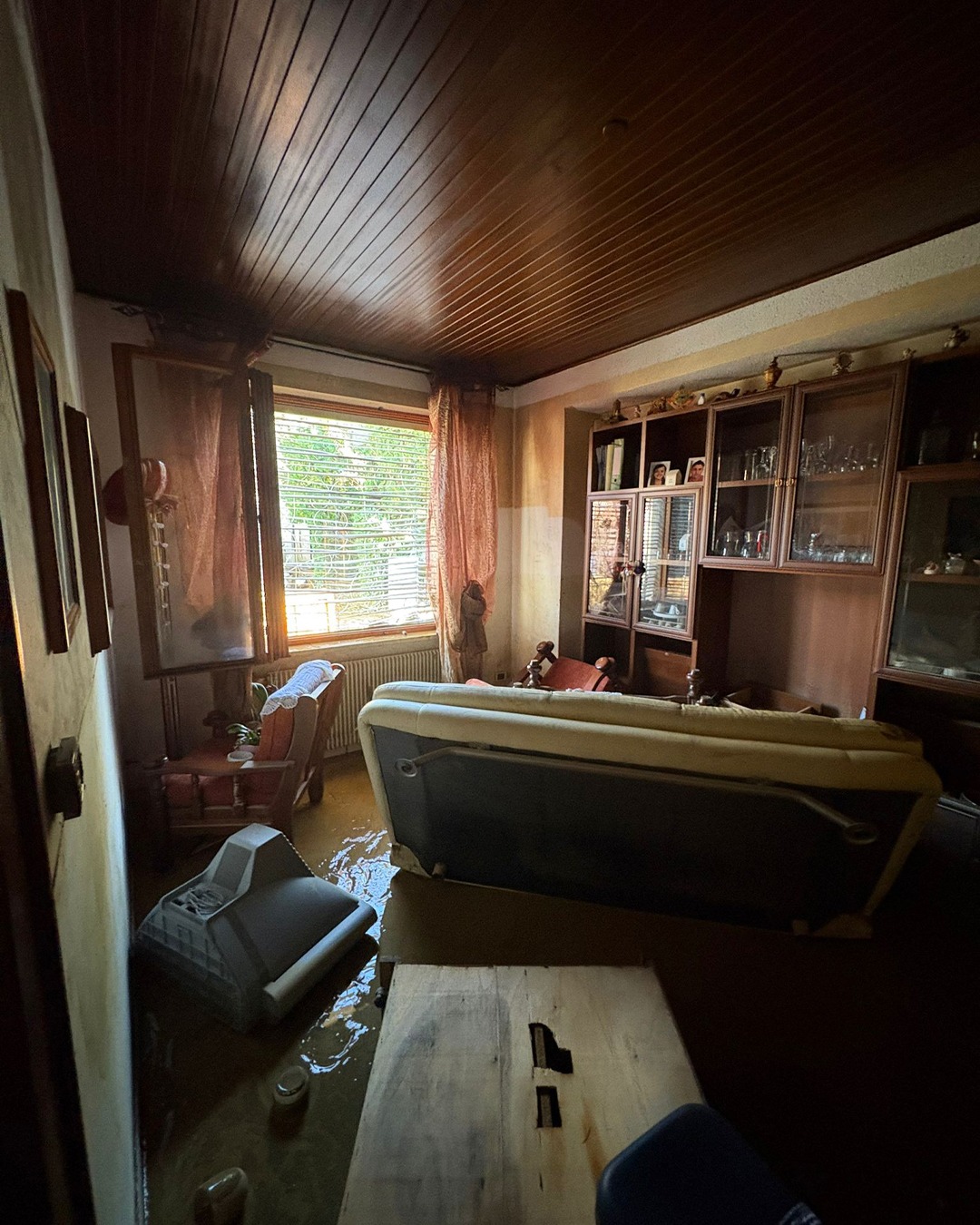 Flood in Versa on 17 Nov 2025—please help my family rebuild campaign photo, 5 of 8