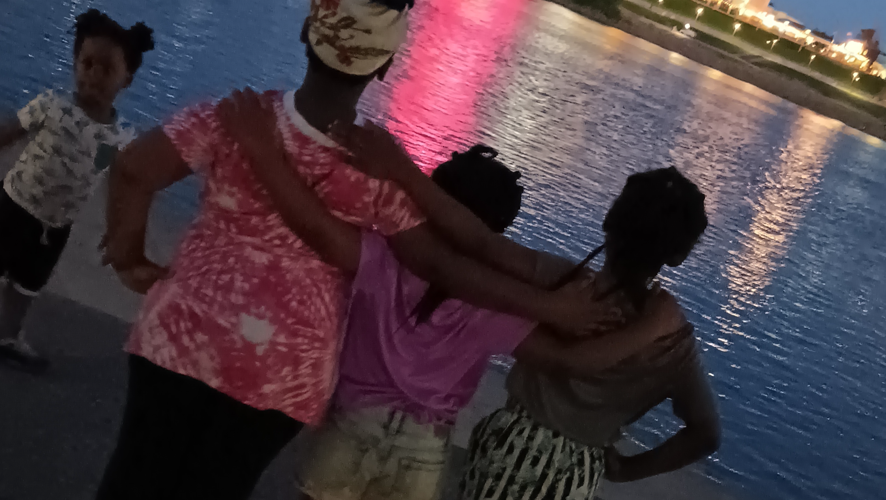 Help Robin Restore Power & Hope for Her 6 Kids photo