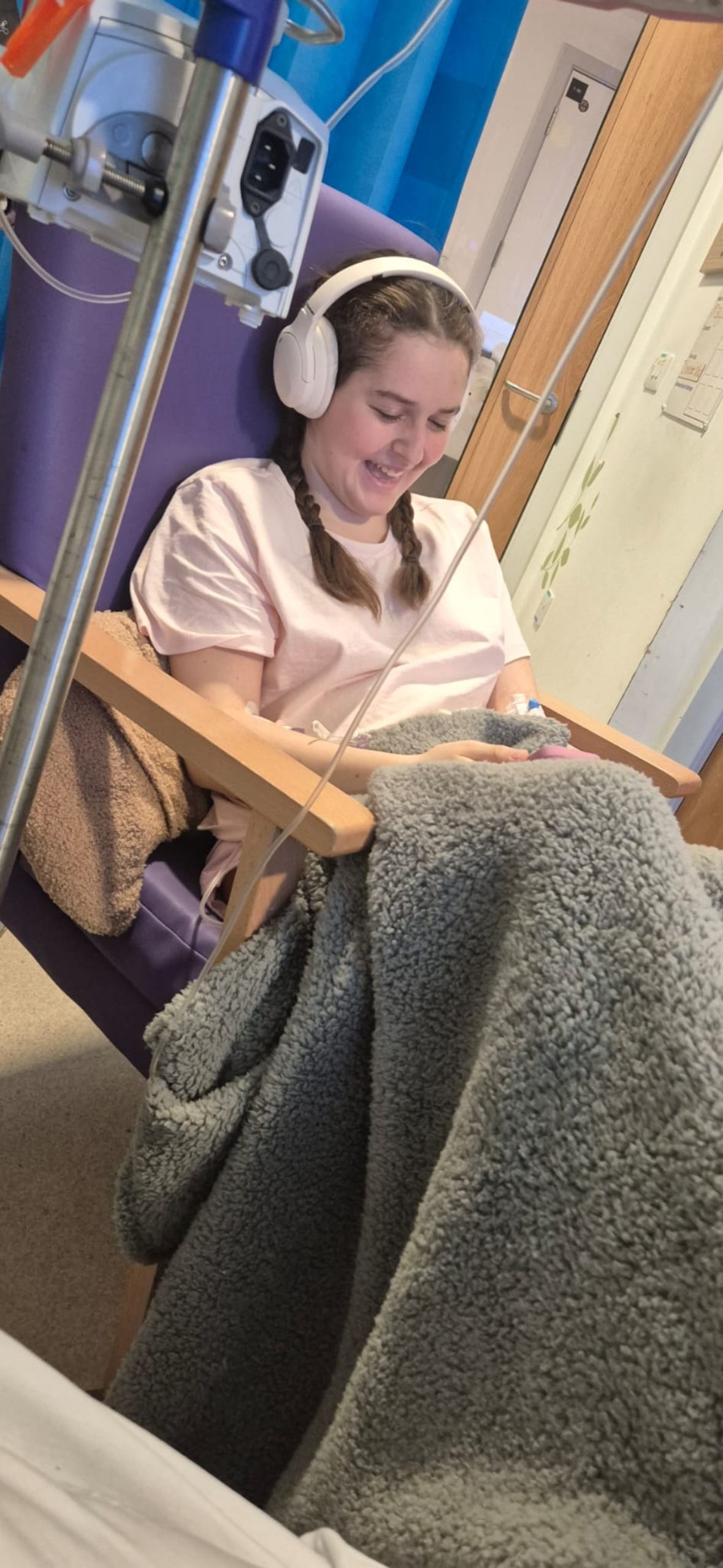 Donate to help Maya overcome Acute Lymphoblastic Leukaemia campaign photo, 4 of 6