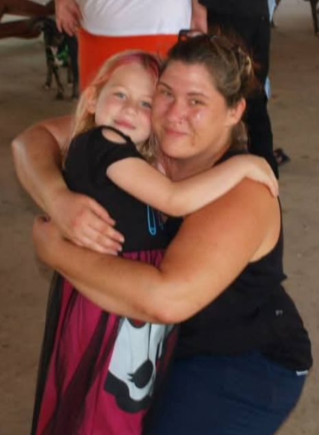 Help Angela’s Family Get Back on Their Feet campaign photo, 5 of 6