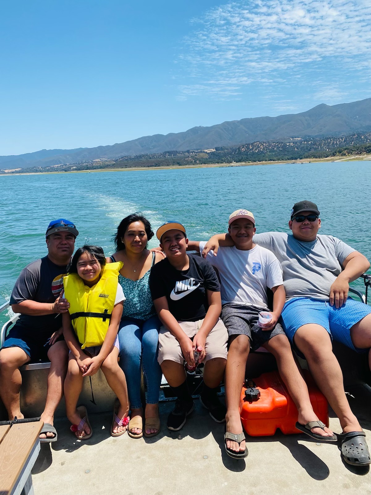 Help Vanessa's Family Through This Tragic Loss campaign photo, 5 of 8