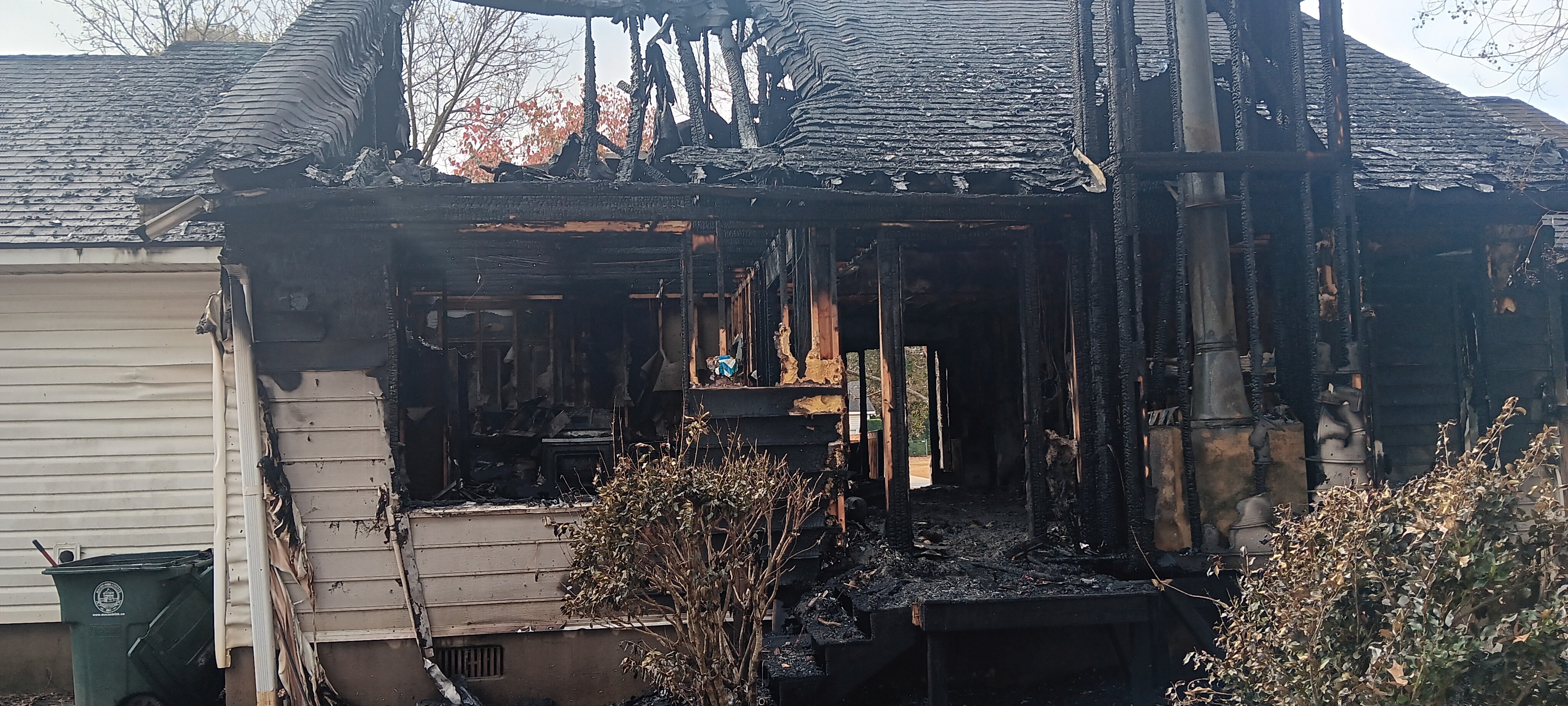 Total house loss for family campaign photo, 2 of 5
