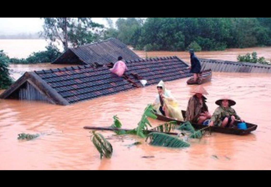 Urgent Help for Flood Victims in Central Vietnam campaign photo, 2 of 8
