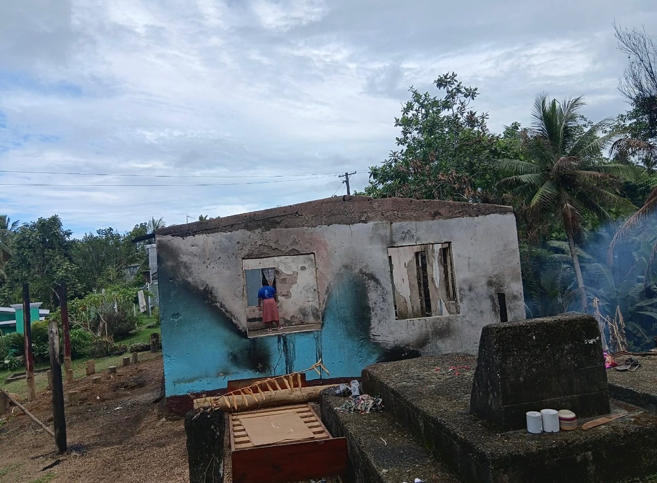 Help Bim and his family in Fiji after house fire campaign photo, 4 of 8