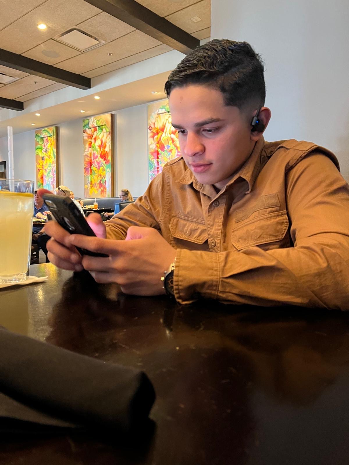 Fue detenido por ICE — Ayúdanos a luchar por su Libertad” campaign photo, 2 of 5
