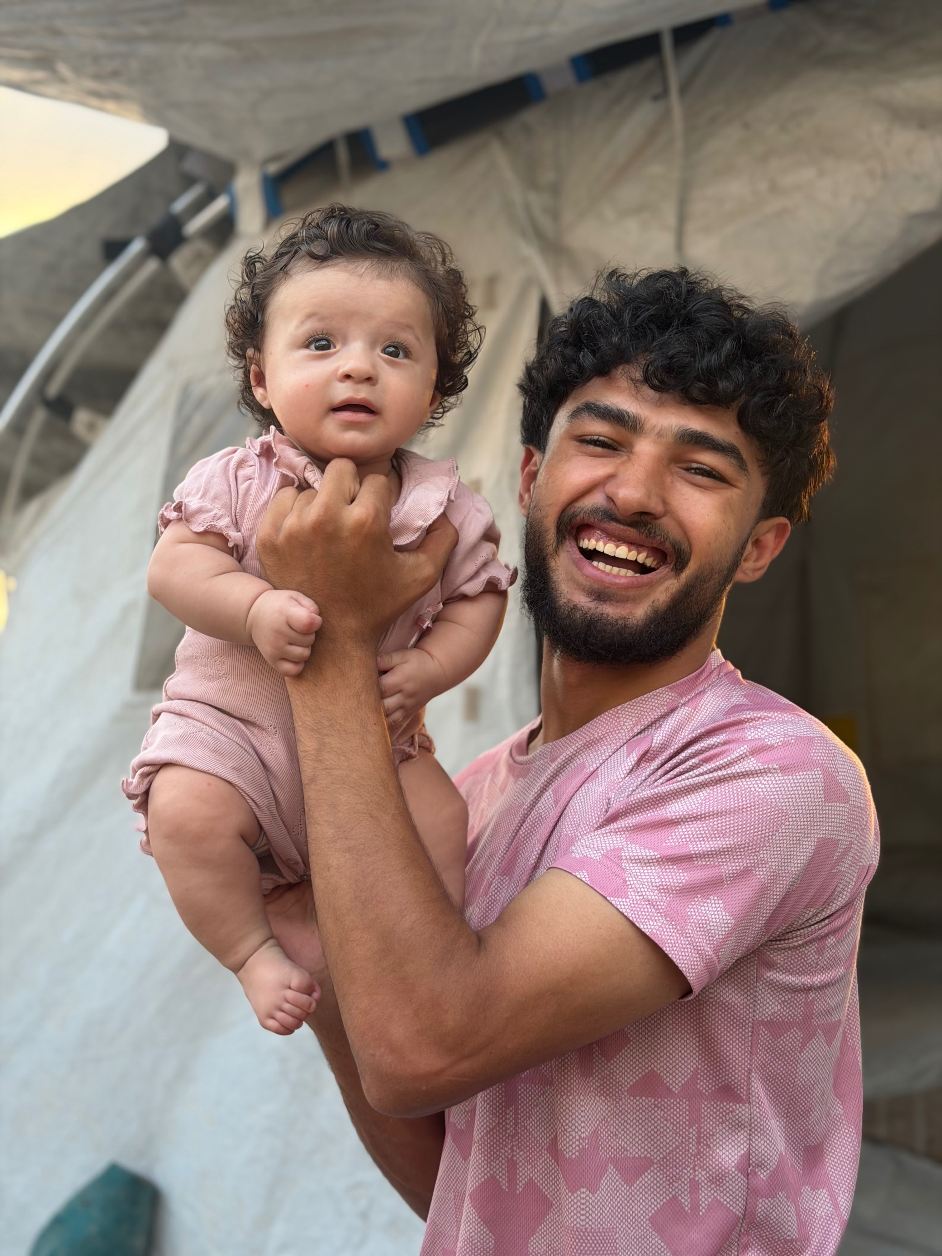 Help majdy to watch his girl grow up in peace, from gaza campaign photo, 7 of 8