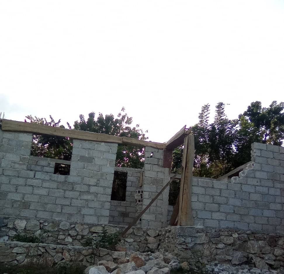 Ein neues Haus für Jonas und Josmika in Haiti campaign photo, 6 of 8