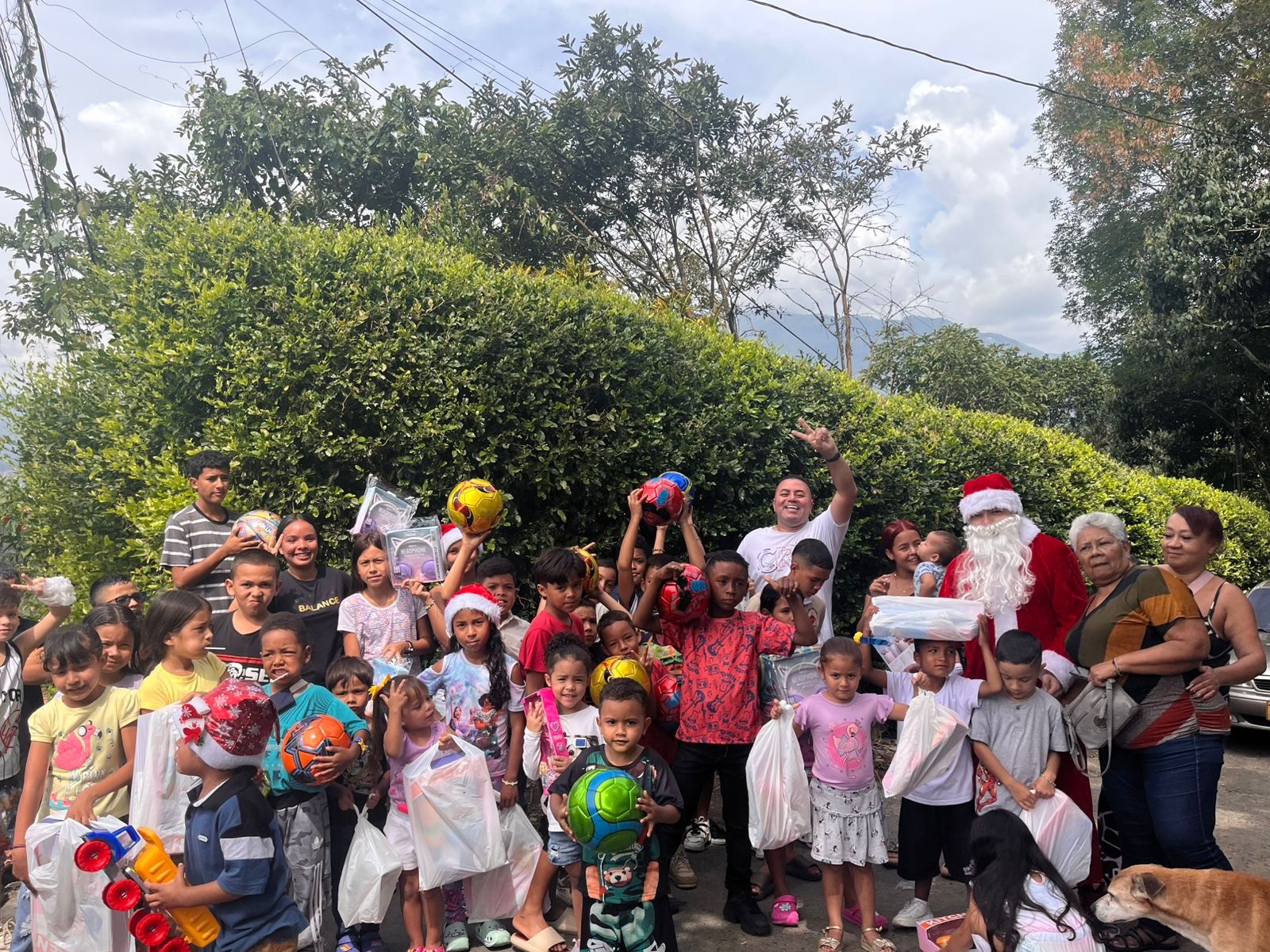 Christmas Joy for Colombian children campaign photo, 5 of 6
