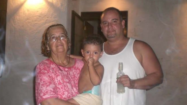 dona para ayudar a la recuperación de mi papá. photo