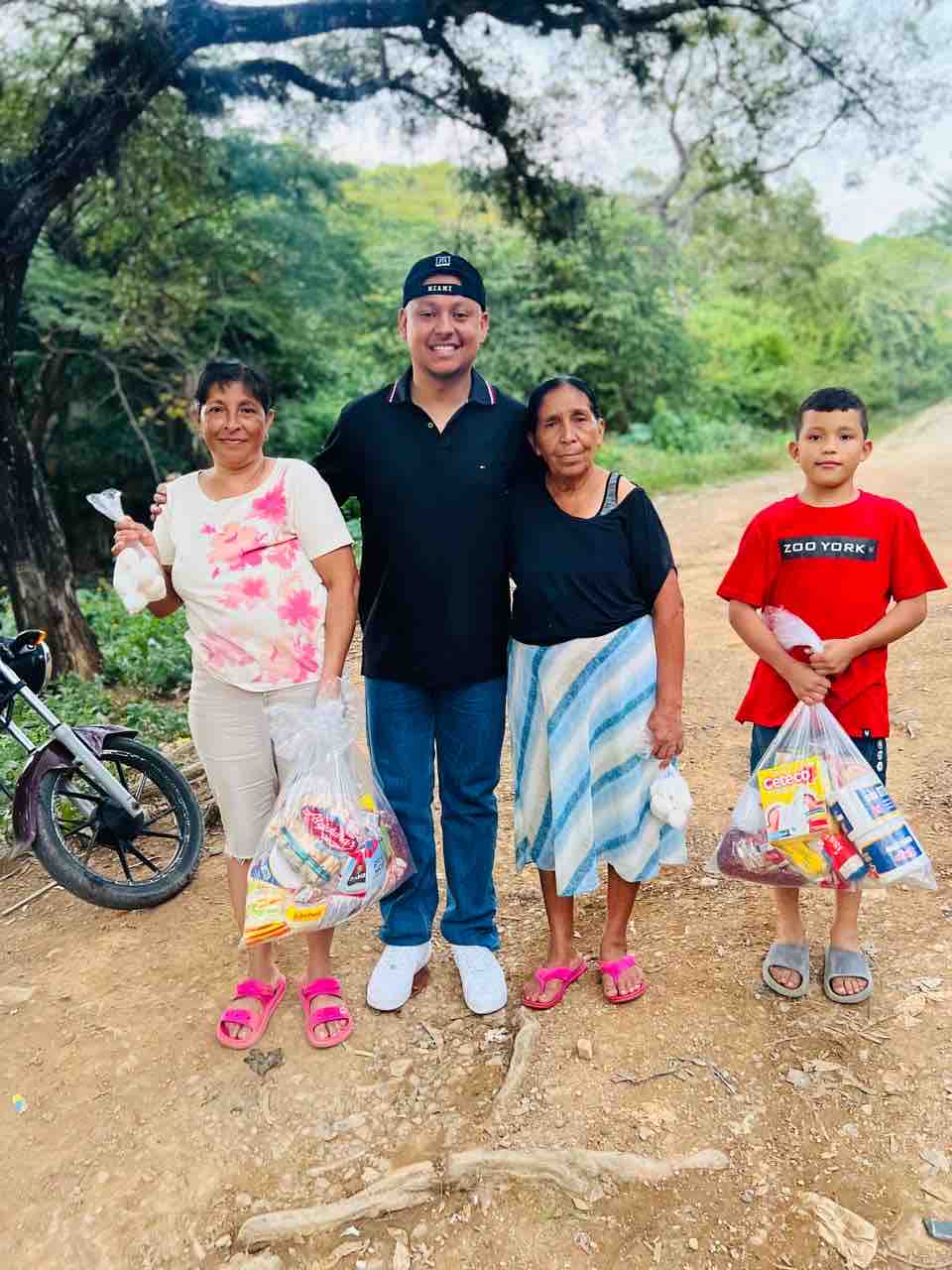 Support Honduran Families This Holiday Season campaign photo, 6 of 7