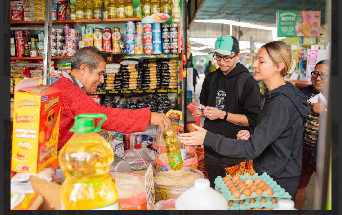 Support Maddy Moore’s ongoing service in Huaycan, Peru campaign photo, 5 of 8