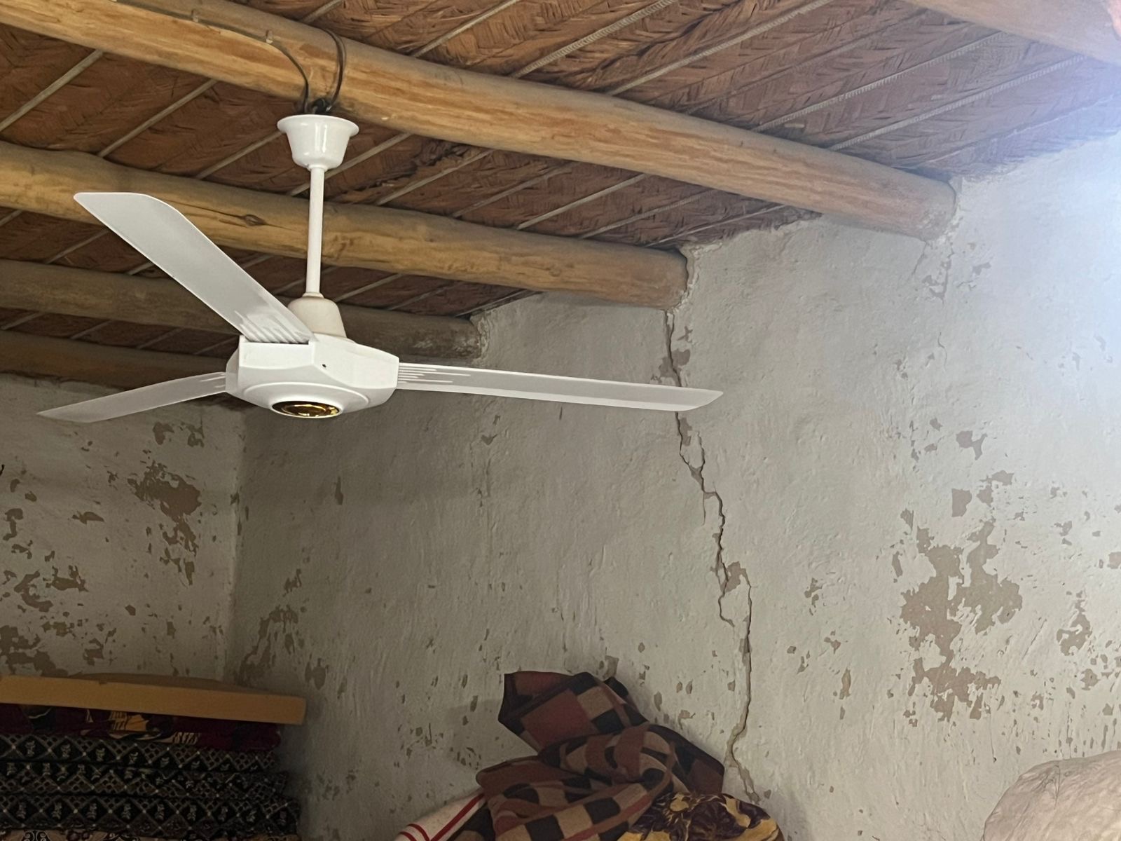 حملة دعم أم وطفلها ذي الأربع سنوات – بيتهم على وشك أن ينهار campaign photo, 4 of 7