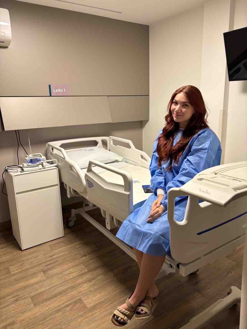 Help me do my surgery campaign photo, 2 of 4
