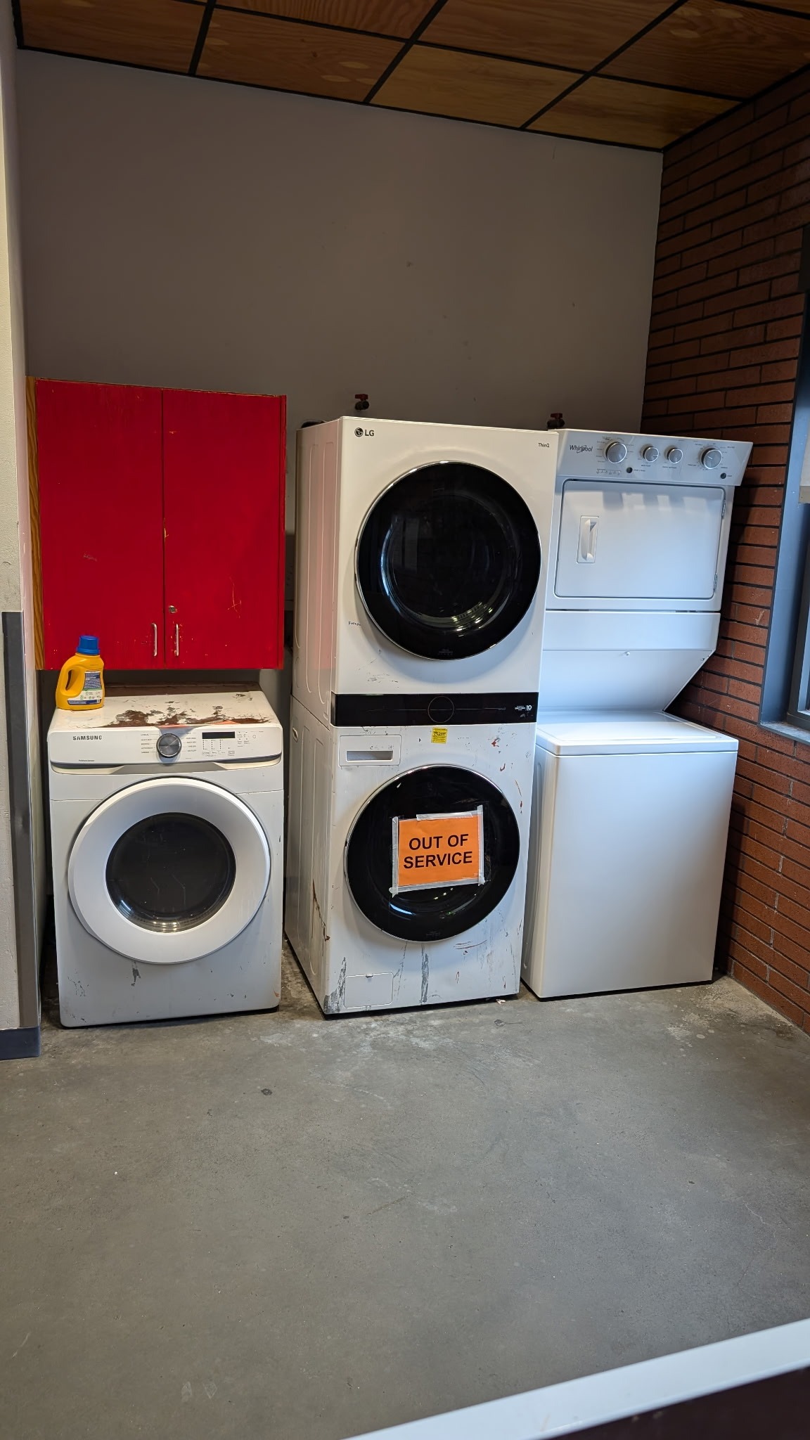 Help Replace Washer-Dryer at Youth Shelter campaign photo, 4 of 4