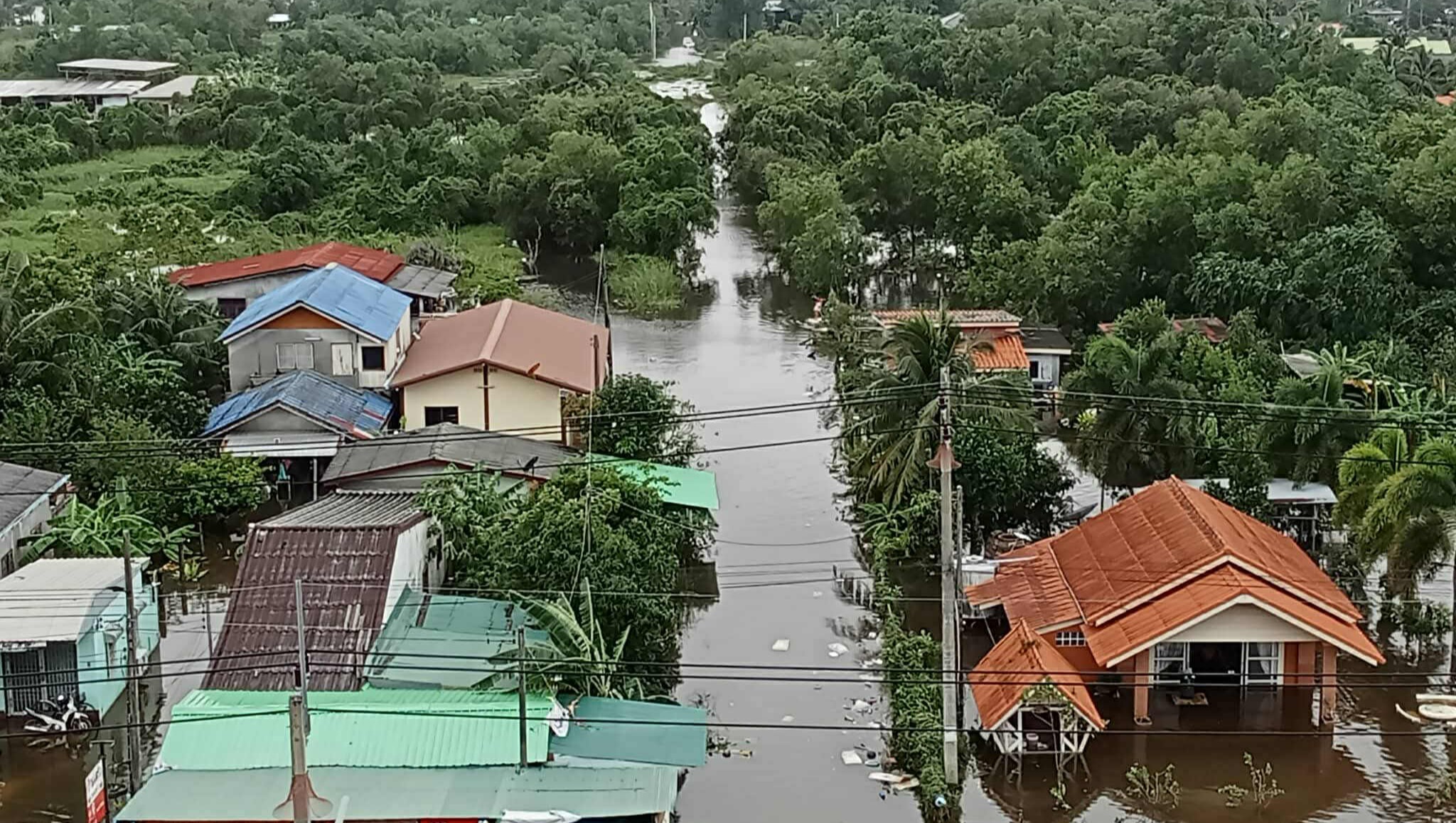 Poo Rachinee Fundraiser by Rachinee Zizich : Emergency Flood Relief for My Family in ...