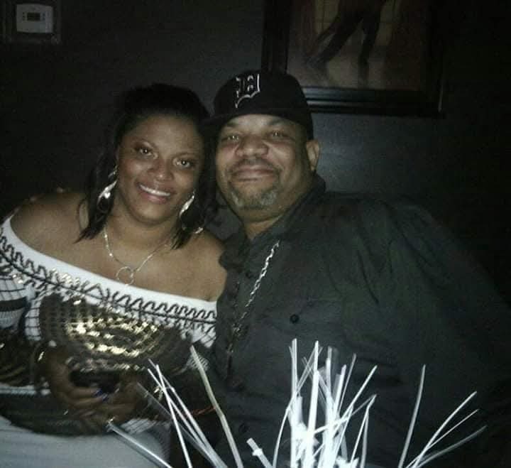 Help Eric and Keda through challenges this holiday season campaign photo, 5 of 6
