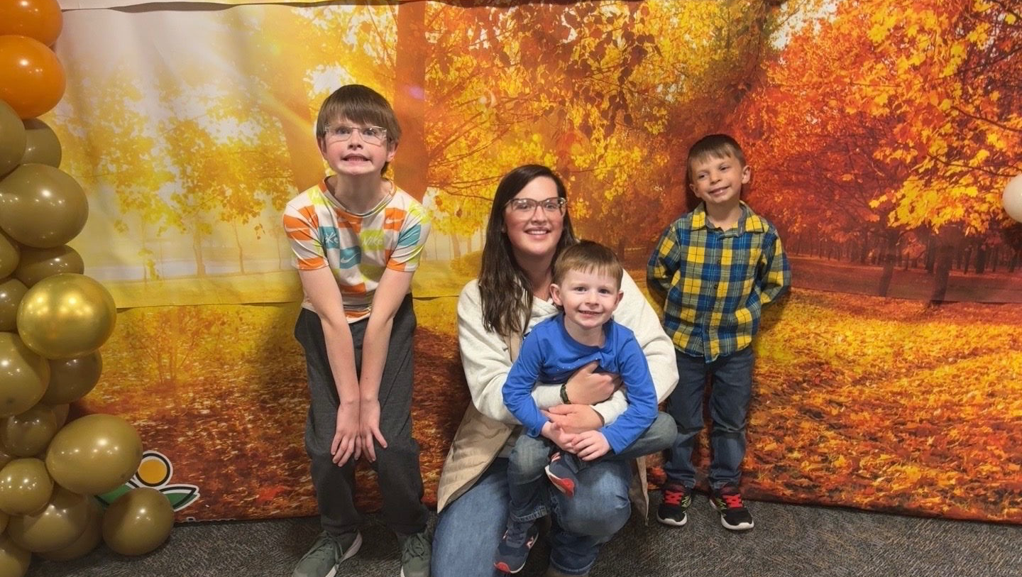 Fundraiser by Kelly Davis : Help a Single Mom Rebuild Her Life