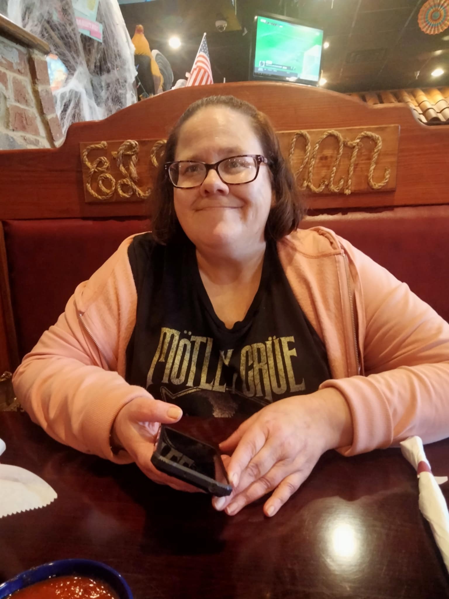 Assist with April Lynn Evans Moore's Burial Expenses campaign photo, 2 of 6