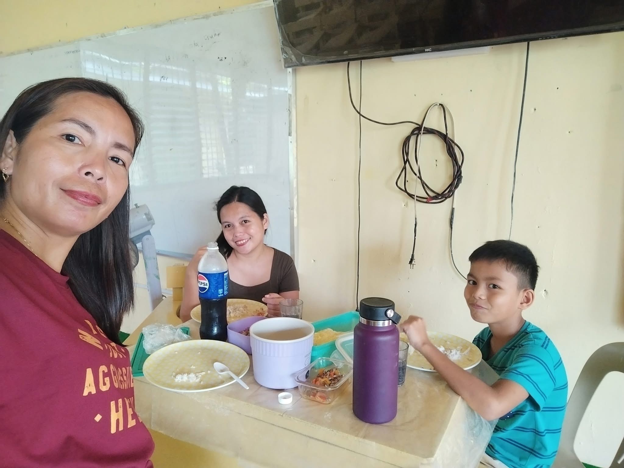 Help Sheryllou and Her Family Rebuild After the Surigao City campaign photo, 5 of 8